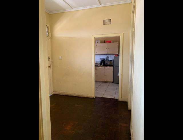 2 BEDROOM PROPERTY TO RENT IN GERMISTON CENTRAL